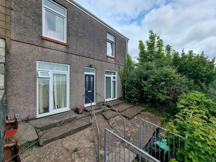 3 Bedroom End Of Terrace House For Sale In Clifton Villas, Picton Terrace, Swansea, City And County Of Swansea., SA1