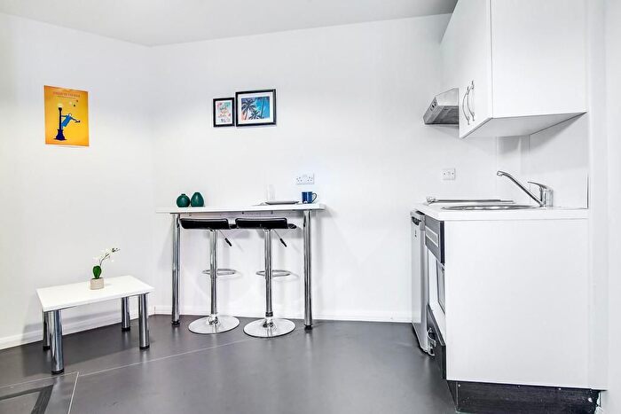 Studio To Rent In Corporation Street, Birmingham, B4