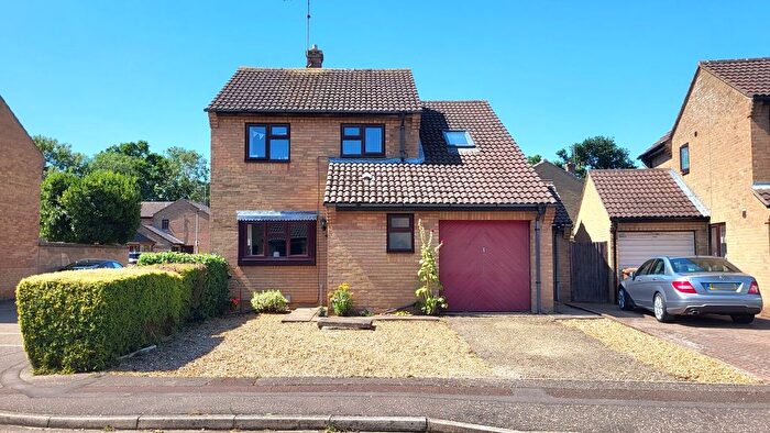 4 Bedroom Detached House For Sale In Brackenwood, Orton Wistow, Peterborough, PE2