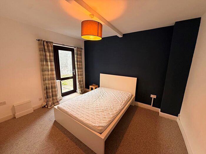 1 Bedroom Apartment To Rent In Vauxhall Villas, Walter Street, BS3