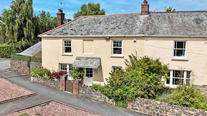 3 Bedroom Cottage For Sale In Blakeshill Road, Landkey, Barnstaple, EX32