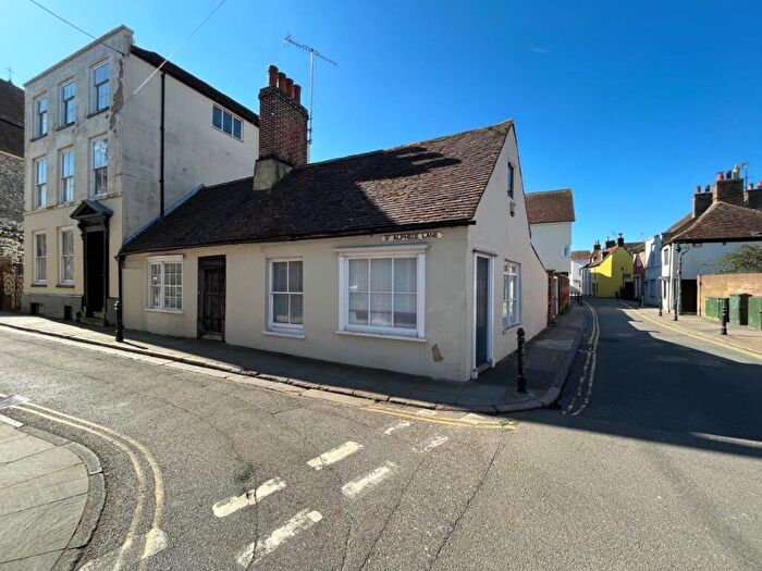 6 Bedroom House To Rent In St Alphege Lane - Ref, CT1