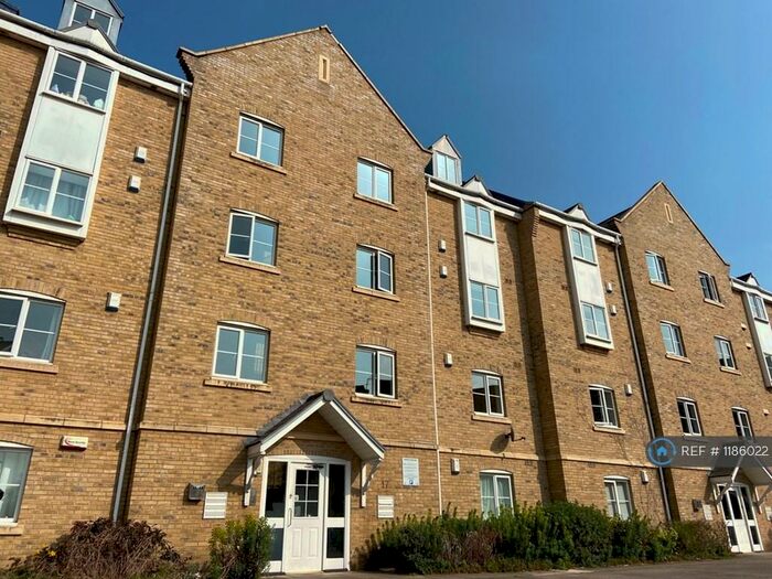 2 Bedroom Flat To Rent In Henry Bird Way, Northampton, NN4