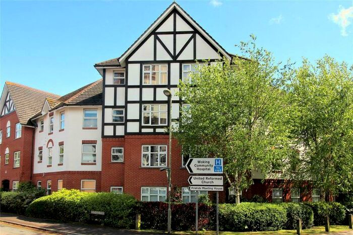 2 Bedroom Flat To Rent In Woking, Surrey, GU22