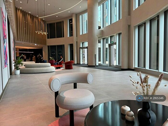 2 Bedroom Flat To Rent In Silvercroft Street, Manchester, M15