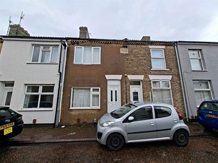 3 Bedroom Terraced House To Rent In Hankey Street, Peterborough, PE1