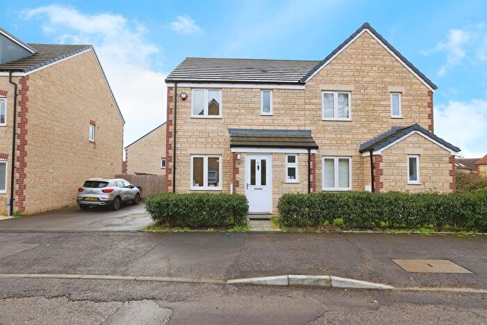 3 Bedroom Semi Detached House For Sale In Gainey Gardens, Chippenham, SN15
