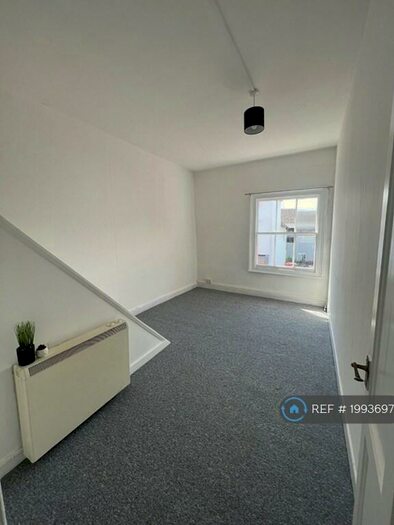 2 Bedroom Flat To Rent In West Street, Leominster, HR6