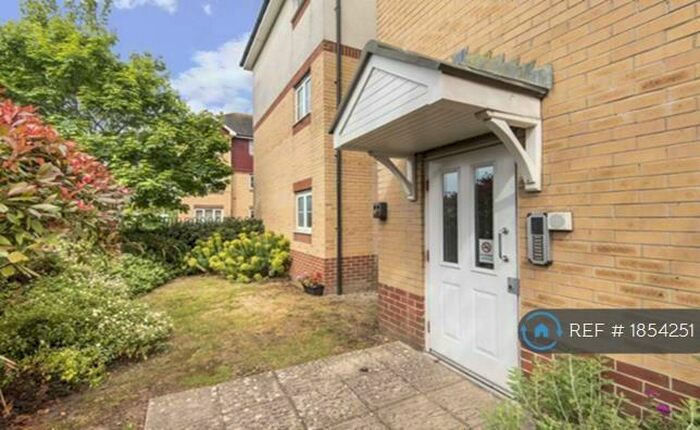 2 Bedroom Flat To Rent In Farlington, Portsmouth, PO6
