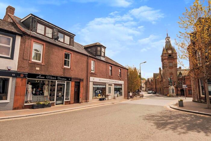 2 Bedroom Flat To Rent In High Street, Lockerbie, Dumfries And Galloway, DG11