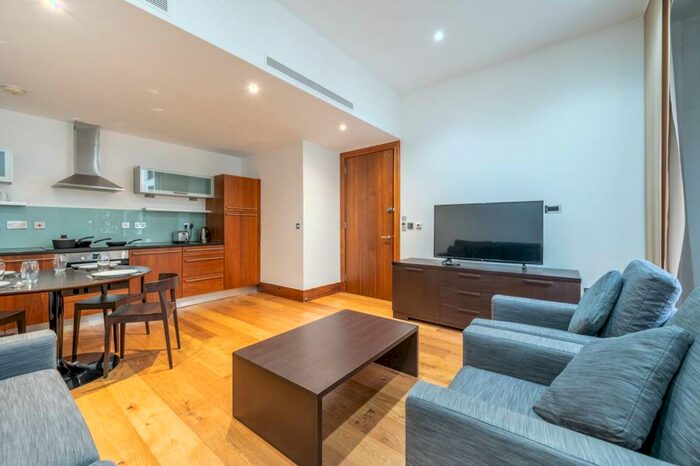 1 Bedroom Flat To Rent In Baker Street, Marylebone, London, NW1