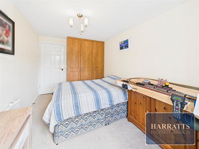 2 Bedroom Apartment For Sale In Marple Road, Stockport, SK2