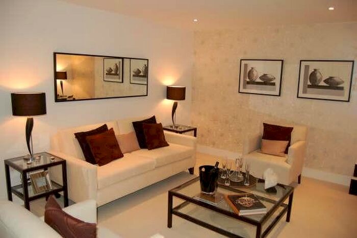 4 Bedroom Property To Rent In Scott Avenue, Putney, London, SW15