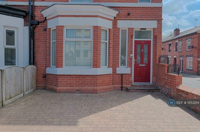 5 Bedroom End Of Terrace House To Rent In Hathersage Road, Manchester, M13