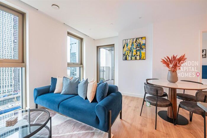 1 Bedroom Apartment To Rent In One Thames Quay, Marsh Wall, London, E14