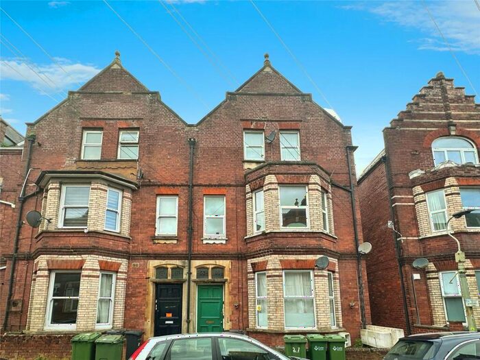2 Bedroom Flat To Rent In Haldon Road, Exeter, Devon, EX4