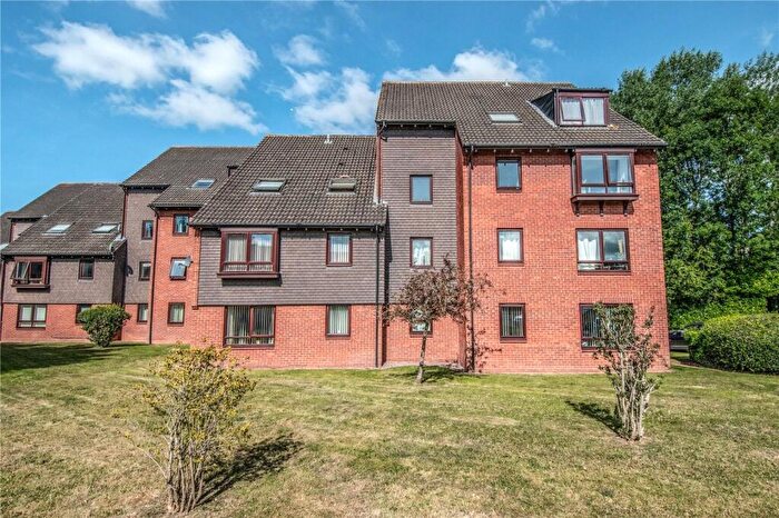 1 Bedroom Apartment To Rent In Sanders Road, Bromsgrove, Worcestershire, B61