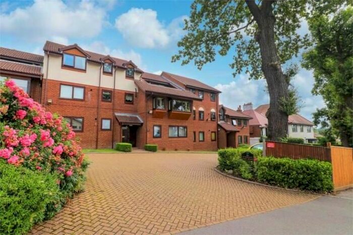 2 Bedroom Flat To Rent In Eversley Park Road, London, N21