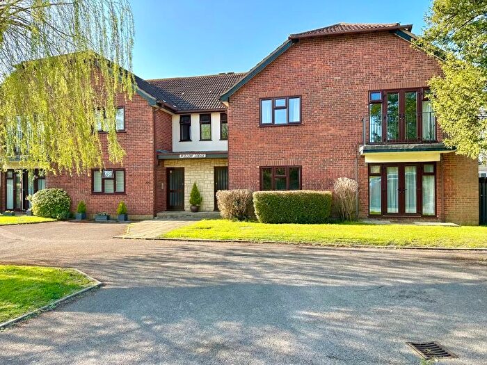 1 Bedroom Flat To Rent In Barnett Wood Lane, Ashtead, KT21