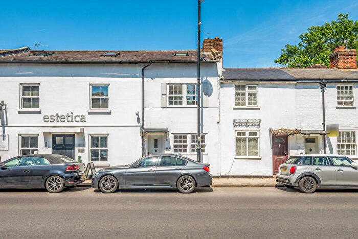 2 Bedroom Terraced House For Sale In London Street, Chertsey, KT16