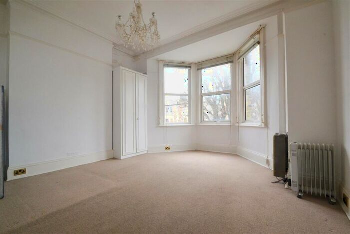 Studio To Rent In Selborne Road, Hove, East Sussex, BN3