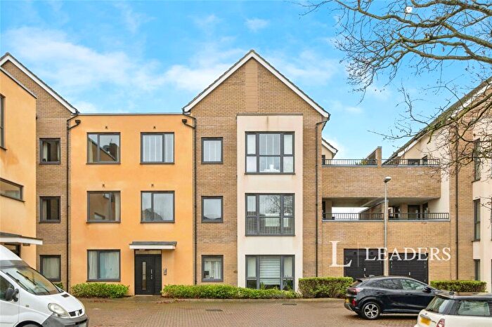 2 Bedroom Apartment For Sale In Venture Chase, Colchester, Essex, CO4