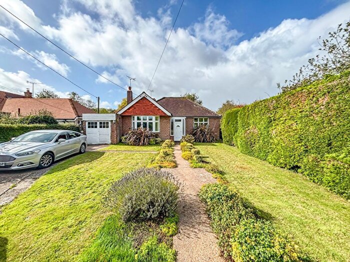 2 Bedroom Bungalow For Sale In Hastings Road, Battle, TN33