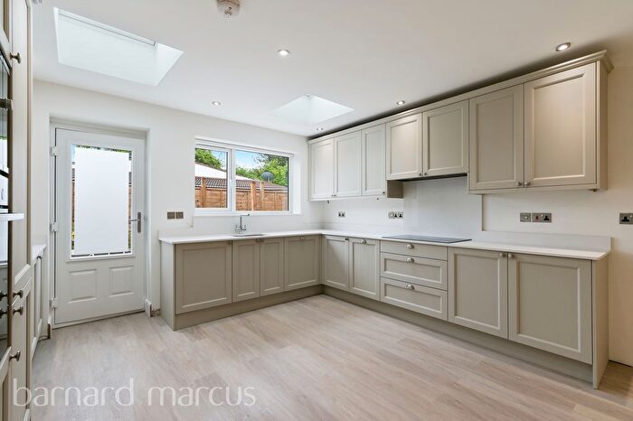 4 Bedroom Property To Rent In High Street, Feltham, TW13