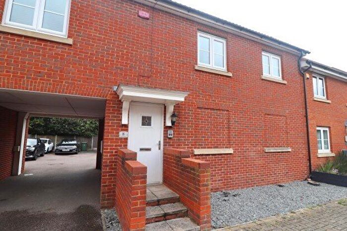 2 Bedroom Maisonette To Rent In The Nave, Basildon, SS15