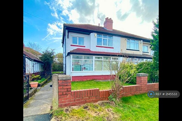 3 Bedroom Semi-Detached House To Rent In Wyncliffe Gardens, Leeds, LS17