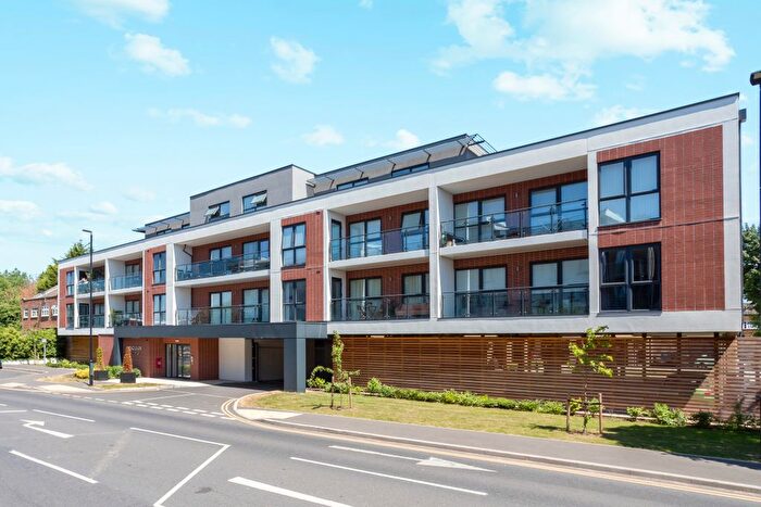 2 Bedroom Flat For Sale In Oldfield Road, Maidenhead, SL6