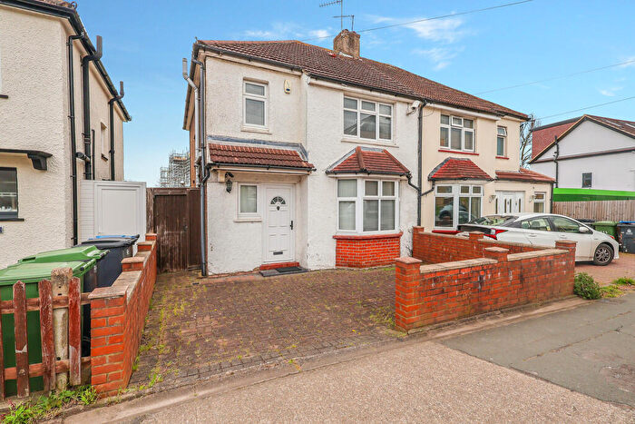 3 Bedroom Semi Detached House For Sale In Red Lion Road, Surbiton, KT6