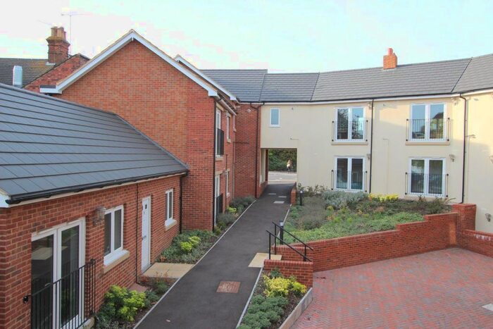 1 Bedroom Flat To Rent In Leighton Road, Leighton Buzzard, LU7