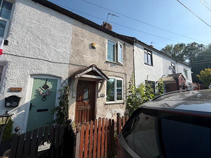 2 Bedroom Terraced House To Rent In Tamworth Road, Amington, B77
