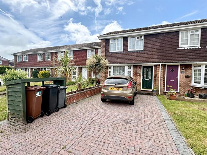 2 Bedroom Terraced House For Sale In Cromer Way, Hailsham, BN27