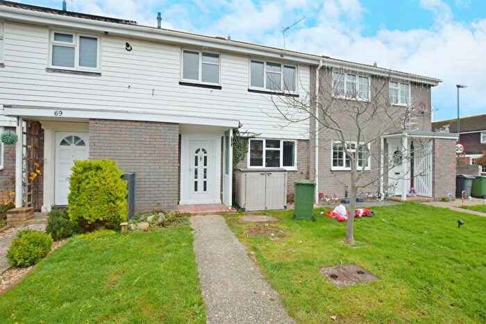 3 Bedroom Terraced House To Rent In Flansham Park, Bognor Regis, PO22