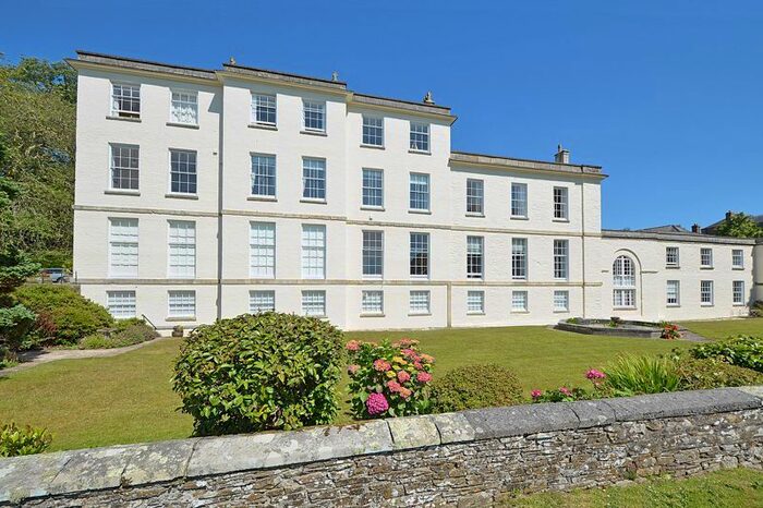 2 Bedroom Flat For Sale In Pentewan, St. Austell, PL26