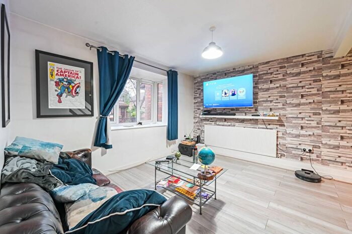 3 Bedroom Terraced House To Rent In Sorrel Gardens, Beckton, London, E6