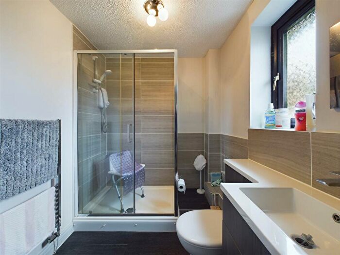 3 Bedroom Semi-Detached House For Sale In Wenhill Heights, Calne, SN11