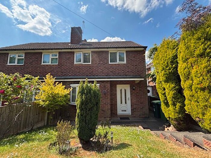 2 Bedroom Property To Rent In Highams Close, Rowley Regis, B65