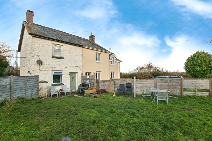 2 Bedroom Semi-Detached House For Sale In Kenton, Exeter, Devon, EX6