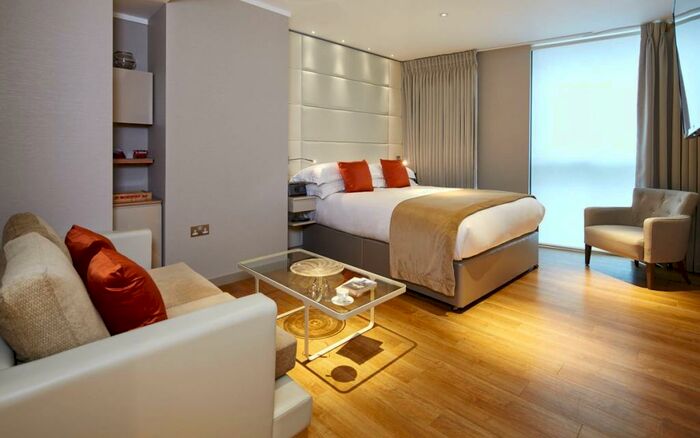 Apartment To Rent In Lower Thames Street London, EC3R