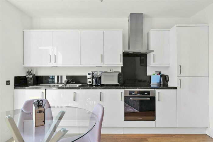 2 Bedroom Apartment To Rent In Fortess Road, Kentish Town, London, NW5