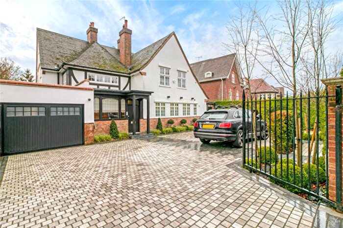 5 Bedroom Detached House To Rent In The Bishops Avenue, Hampstead Garden Suburb, N2