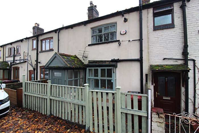 2 Bedroom Cottage For Sale In Waverley Road, Astley Bridge, Bolton, BL1