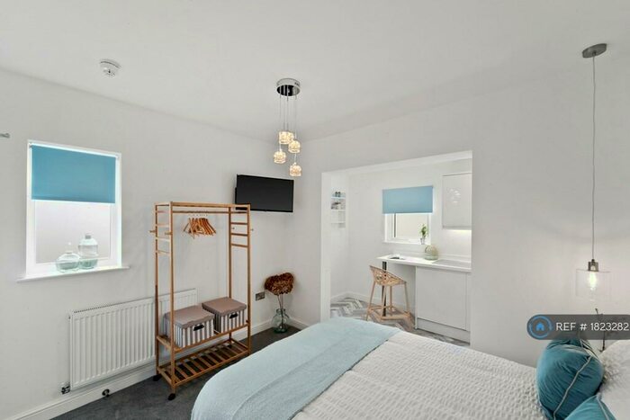 Studio To Rent In Stonehill Road, Derby, DE23