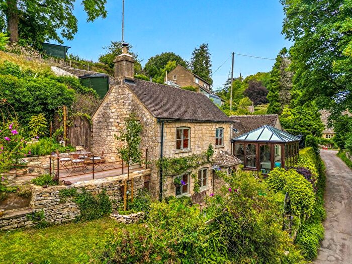 2 Bedroom Detached House For Sale In Far Wells Road, Bisley, Stroud, GL6