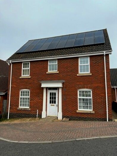 4 Bedroom Detached House To Rent In Caddow Road, Norwich, NR5