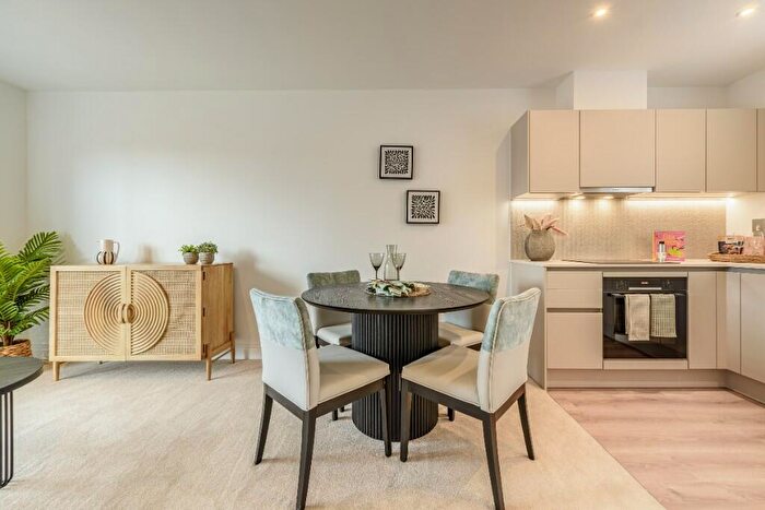 2 Bedroom Apartment For Sale In Wallingford Road, Wallingford, OX10