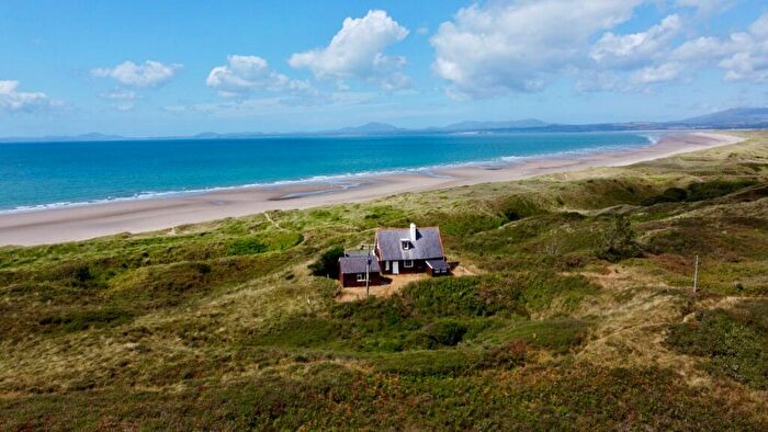 4 Bedroom Detached House For Sale In Harlech, LL46